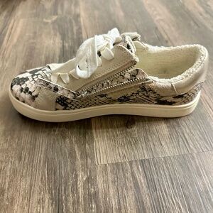 Steve Madden Cream and Black Snake Print Sneakers